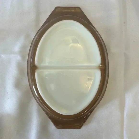 Pyrex EARLY AMERICAN 4 Qt. 444 Cinderella Bowl Brown & Gold Design & 1.5 Qt Dish - Picture 9 of 10